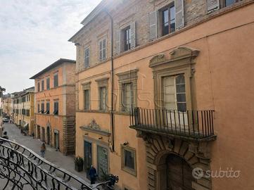 Immobile di 90 m² con 2 locali a Città di Castello