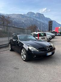 Mercedes Benz SLK 200