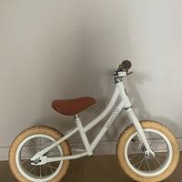 Bicicletta Banwood senza pedali