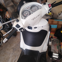 Beverly 125 anno 2009