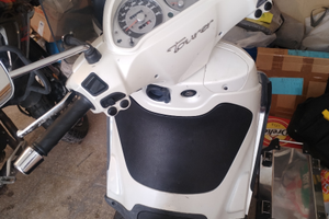 Beverly 125 anno 2009