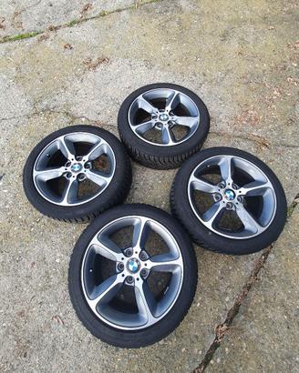 Cerchi originali Bmw con gomme termiche