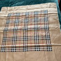 Foular burberry