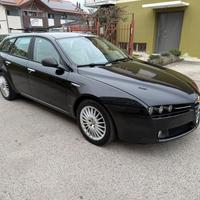 ALFA ROMEO 159 1.9 JTDm 16V Sportwagon Distincti