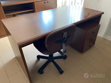 Sedia da ufficio girevole in ecopelle