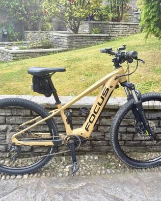 Ebike Focus Jarifa oro