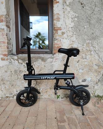 Bicicletta elettrica pieghevole