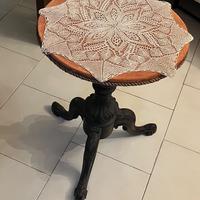 Tavolino in legno stile Gueridon