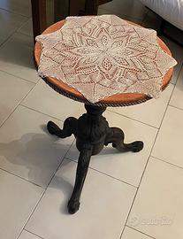 Tavolino in legno stile Gueridon