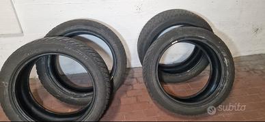 4 gomme invernali 225/50 R18 99V