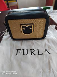 borsa Furla con cartellini