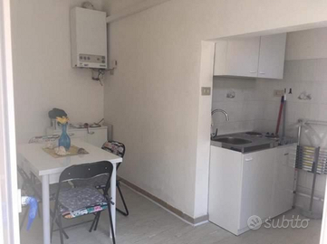 Bilocale fronte pineta