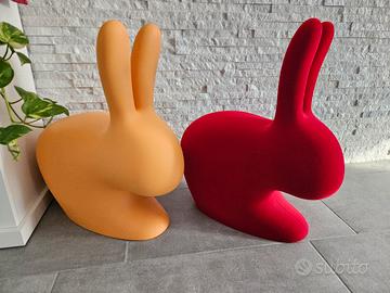 Qeeboo Rabbit Chair Baby Rosso velluto velvet