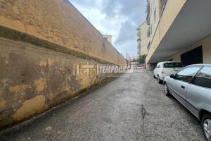 Garage - Autosilos - Parcheggio a Napoli 1 locali
