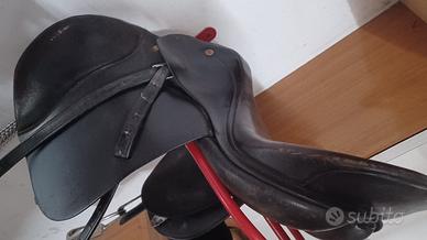 Dotazioni selle cavalli equitazione ippica ecc