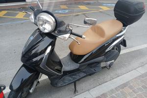 Piaggio Beverly 300