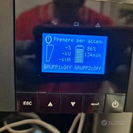 UPS 2200 con batterie originali appena sostituite.