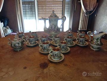 Servizio di caffè completo di 12 tazzine porcellan