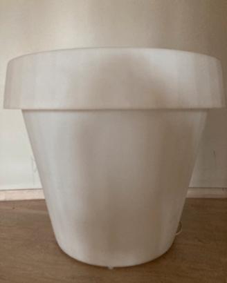 Vaso portapiante illuminato con timer