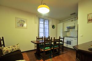 Trilocale arredato a Villa di Gargnano