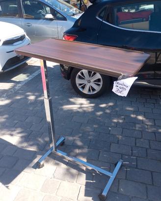 Tavolino letto ospedale