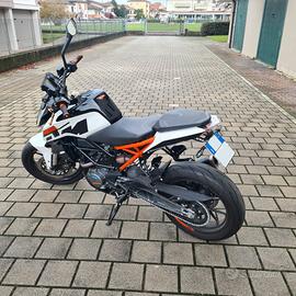 KTM 125 Duke -