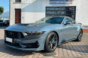 Ford Mustang Fastback 5.0 V8 Dark Horse