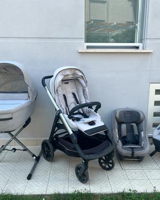 Trio Inglesina APTICA