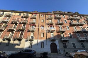 TRILOCALE RISTRUTTURATO CON CORTILE PRIVATO!