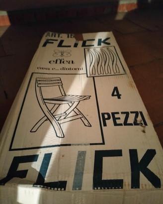 4 sedie richiedibili  e tavolo in metallo plastifi