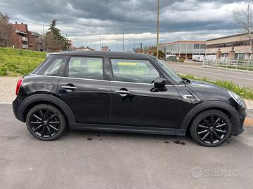 Mini cooper 5 porte
