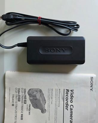 Sony alimentatore per video 8 XR camera