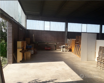 Affittas: piccolo laboratorio di 150mq