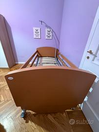Letto elettrico mod “Rebecca” in legno