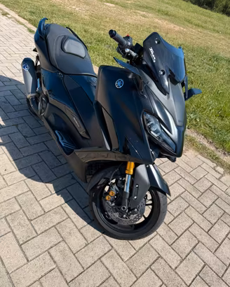 Yamaha tmax tech max 2024