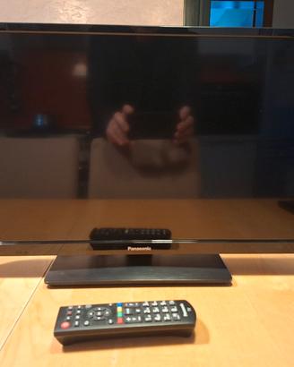 Tv  LCD Panasonic 24 pollici