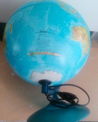mappamondo luminoso 