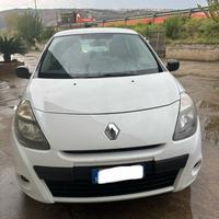 Renault Clio 1500 cdi rimessa a nuovo
