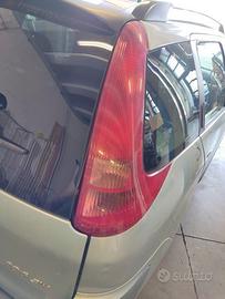 Fanale posteriore destro PEUGEOT 206 del 2004
