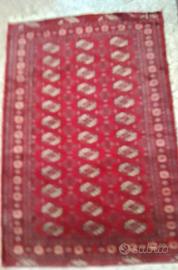 tappeti persiani cuciti a mano 