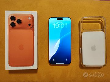 iPhone 17 Pro Max 256 GB + scontrino PARI AL NUOVO