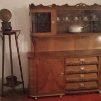 Credenza antica