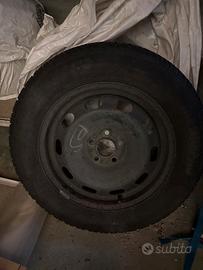 4 cerchi acciaio  VW GOLF 4 con pneumatici inv