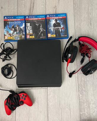 Ps4, cuffie, joystick con cavo, tre giochi