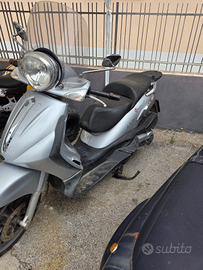 Meraviglioso scooter beverly 500