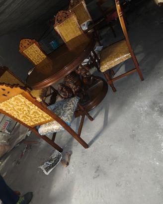 Tavolo stile Rinascimento allungabile + 6 sedie