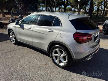 Mercedes GLA 200d sport