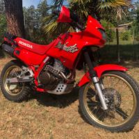 Honda Dominator 650