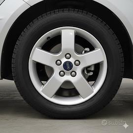 Cerchiioni e gomme ford fiesta