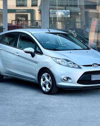 Ford Fiesta 1.4 TDCi 5p. Titanium